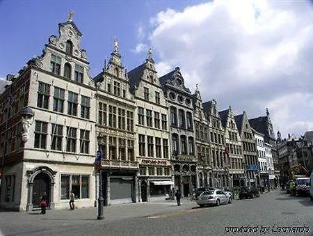 Maison D'anvers Hotel