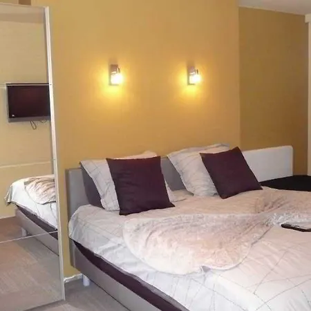 Maison D'anvers Hotel